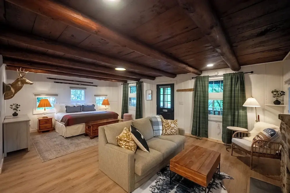The Woodsman Lodge
