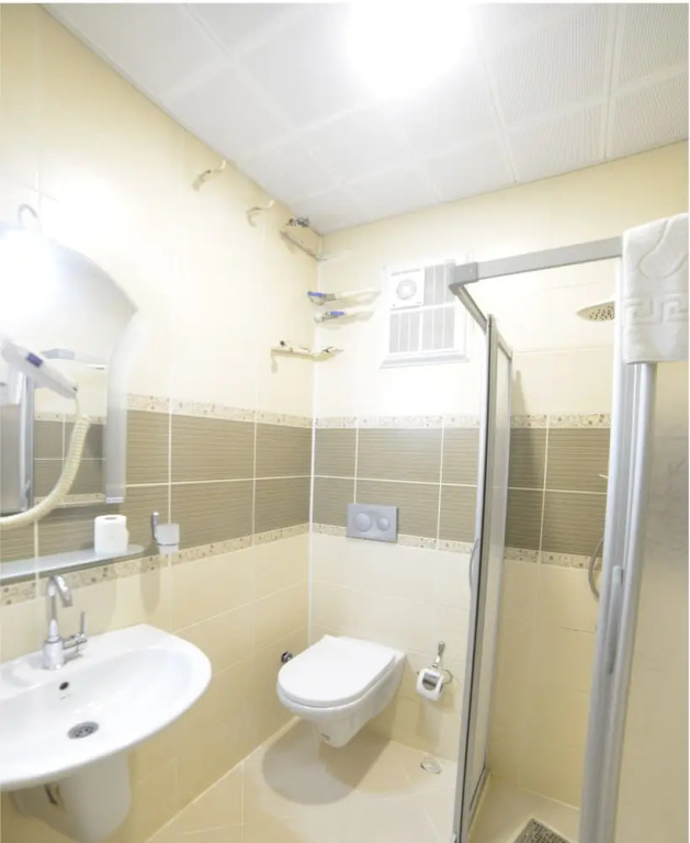 Yilmaz Hotel
