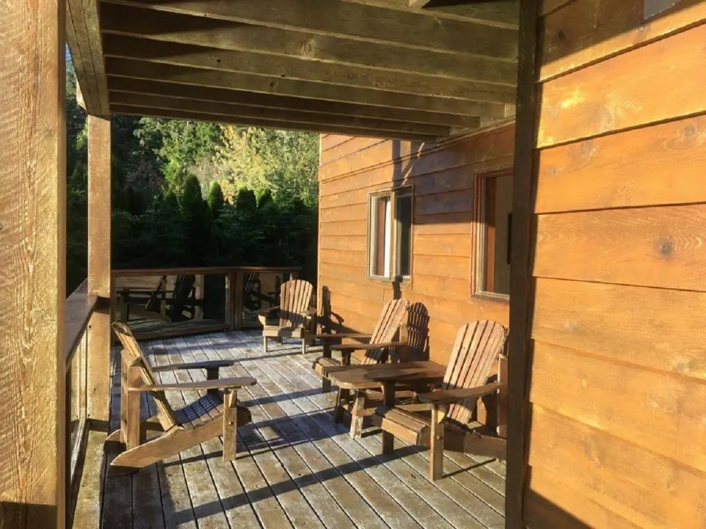 Tofino Stormbay Guest House