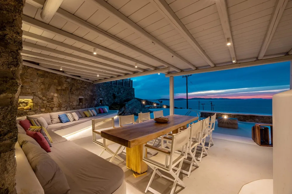 Amorous Luxury Villa