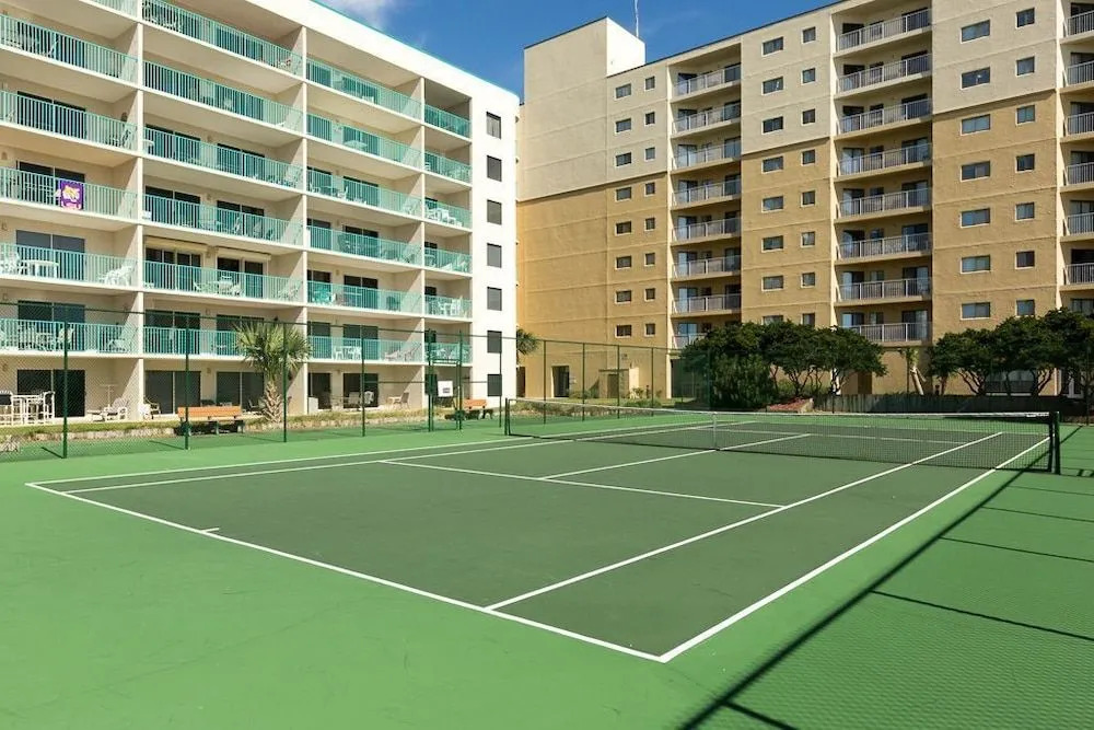 400 Plantation Condo Unit 2505 - 1 Br condo by RedAwning