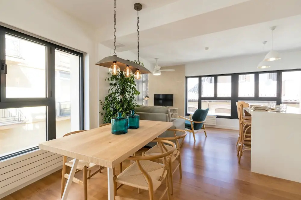 Chezmoihomes Plaza Nueva Penthouse