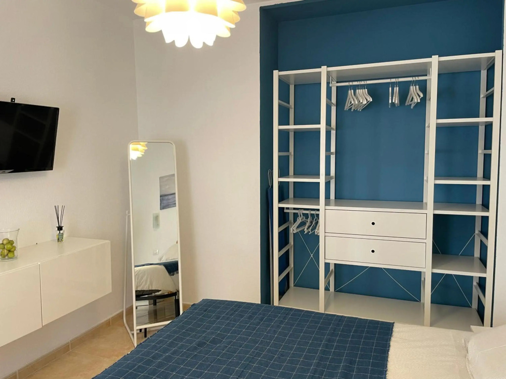 Sunny Apartment in the Heart of Santa Cruz