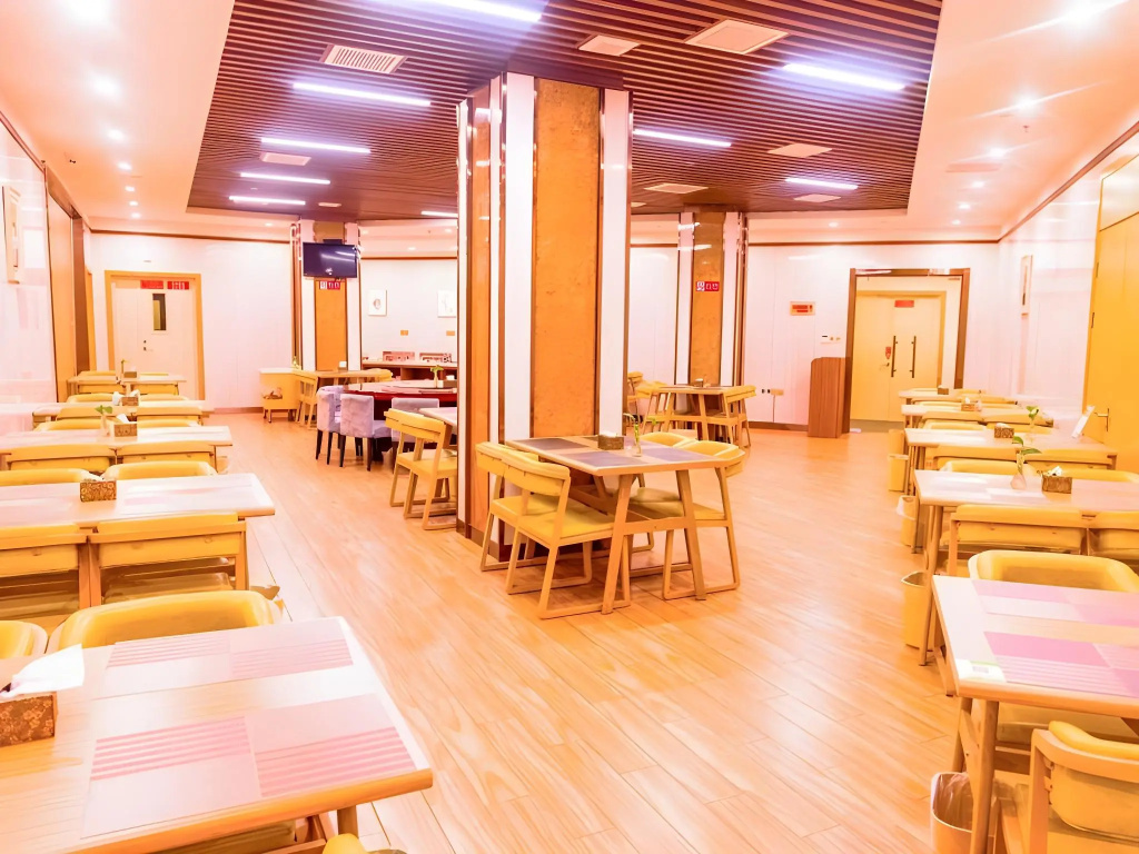GreenTree Inn Hengshui Olympic Sports Center South Ring Road Business Hotel