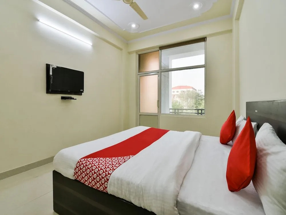 OYO 35433 Hotel Sethi Palace