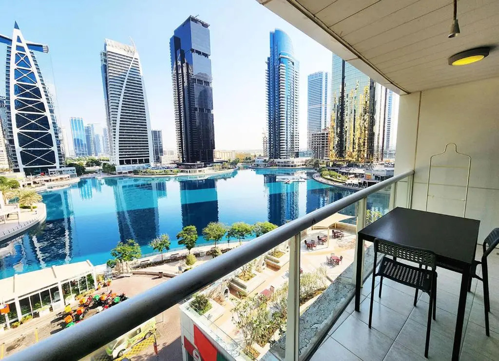 RH- Lake Terrace, Cluster D, JLT, 1BR near Metro