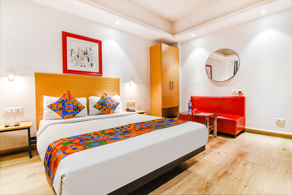 Townhouse Suncitel Near Kolkata Airport