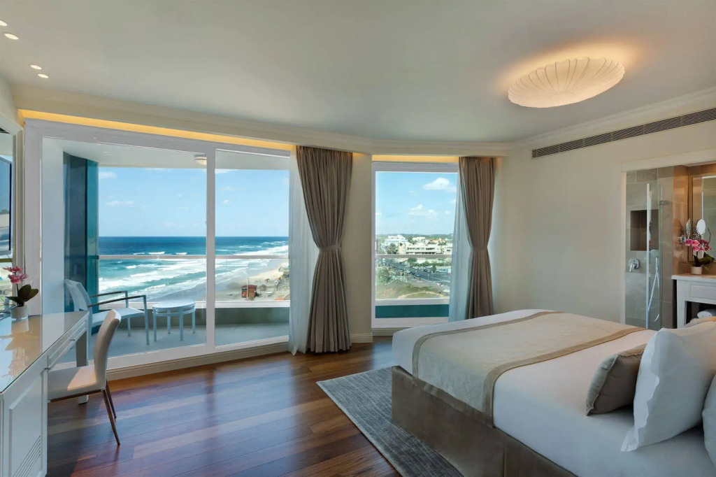 Herbert Samuel Okeanos Suites Herzilya