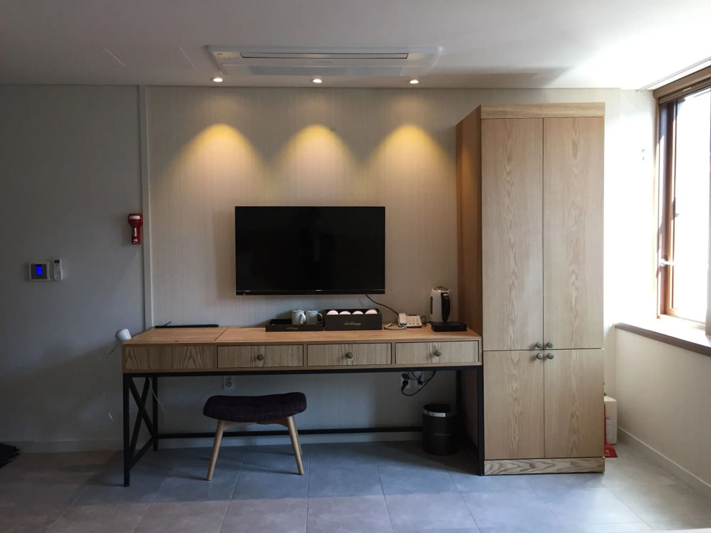A-One Hotel
