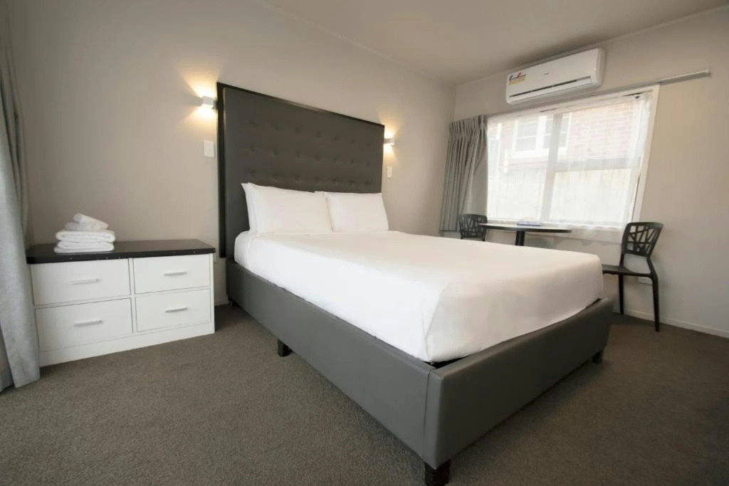 Middlemore Motel