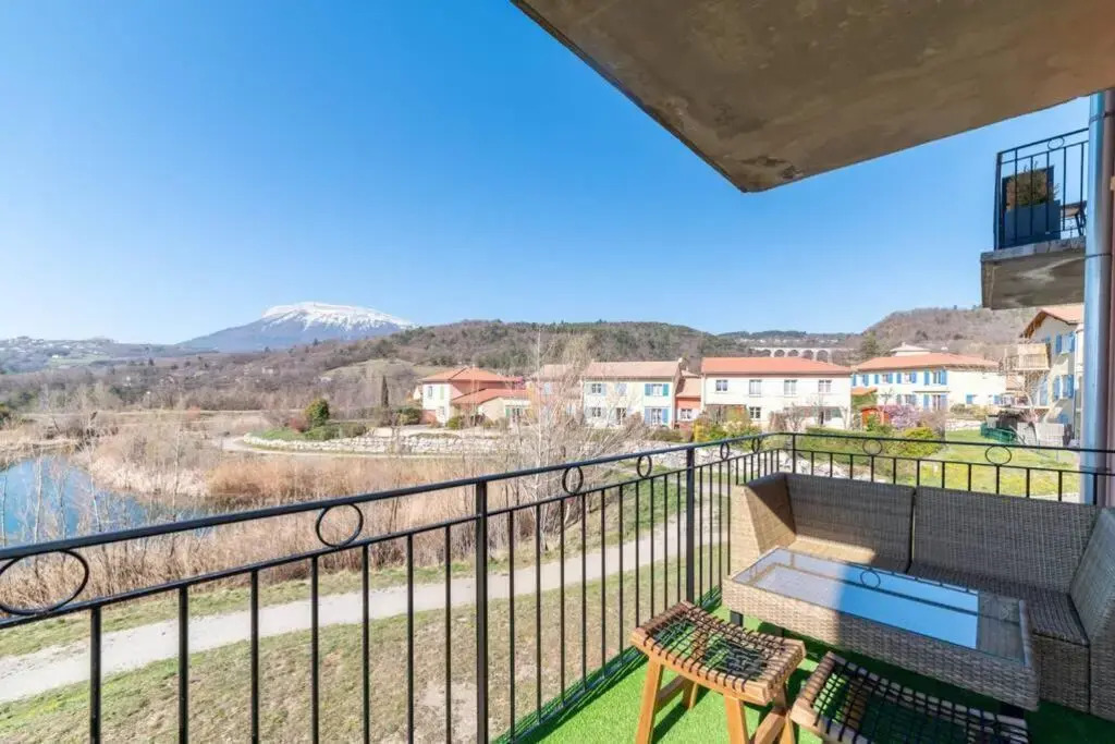 Charmand T2 Avec Vue Sur Lac, Terrasse Tout Equipe
