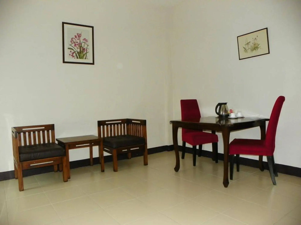 Baan Ngern Village
