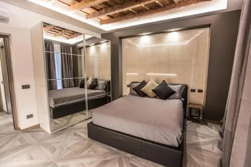 Davinci Apartament Near Duomo