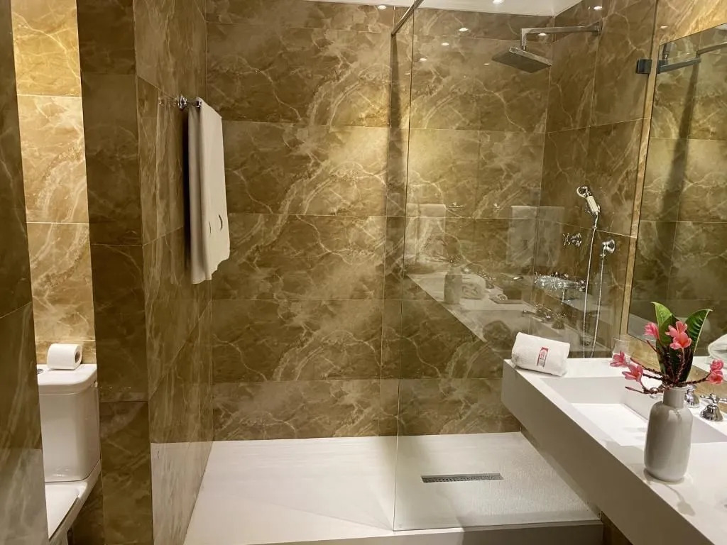 Soundouss Hotel