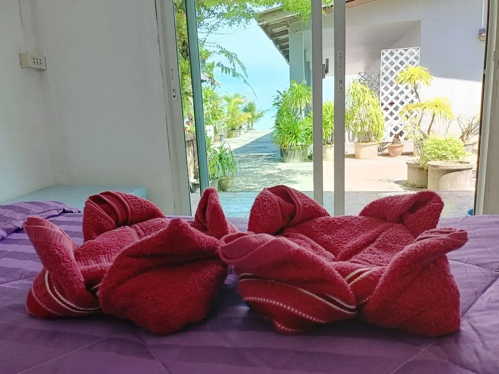 Kohmook Seaview Resort