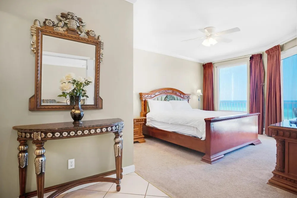 Grandview East 404
