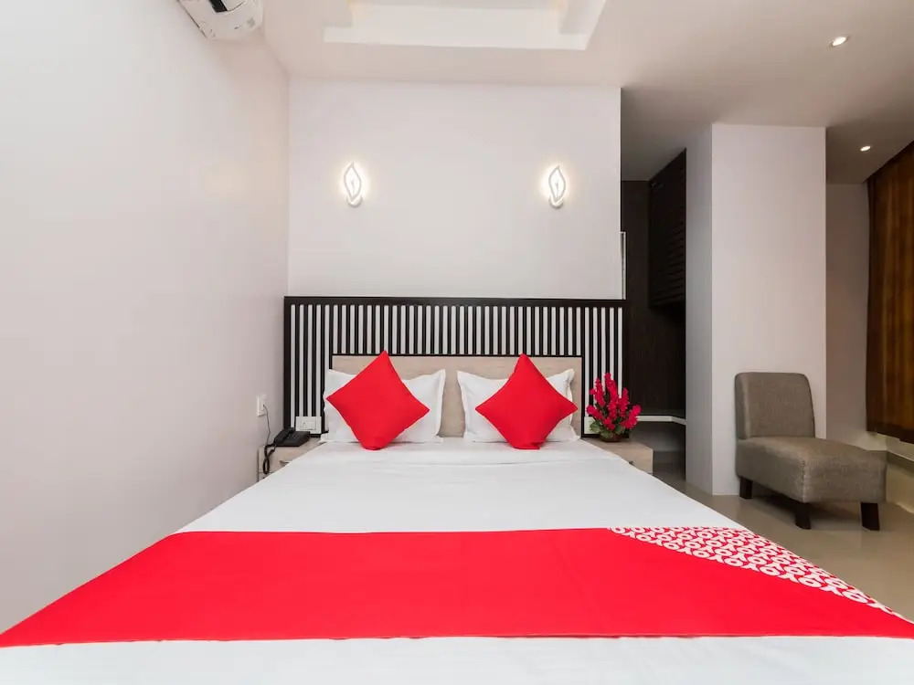 OYO 10614 Hotel Glassotel