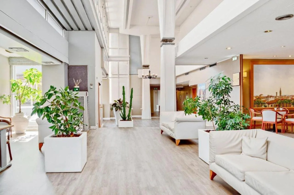Отель Italiana Hotels Florence