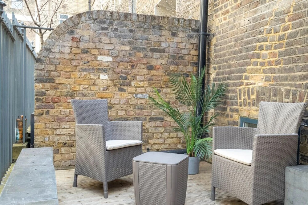Huge 4BR Home near Liverpool St Station