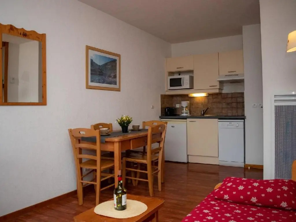 Appartement Le Dévoluy, 2 pièces, 4 personnes - FR-1-504-561