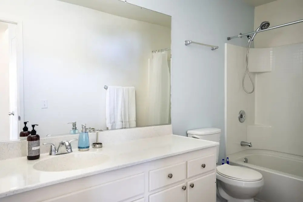 Chic 3br Townhome in Pacific Beach by Wanderjaunt