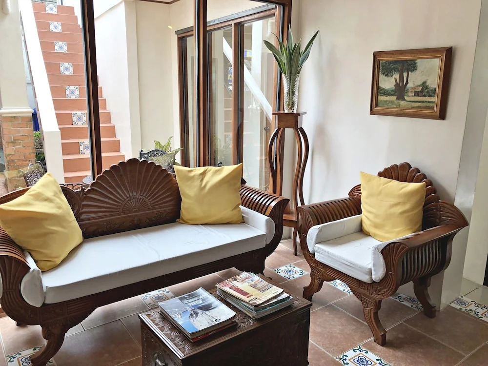 Casa Roces