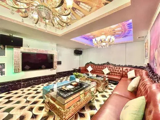 Huizhou Nankunshan Obi Pool & Hot Spring Luxury Holiday Villa