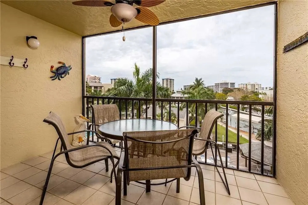 Santa Maria 300 - Three Bedroom Condo