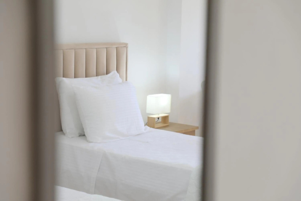 Nefelis Apartment