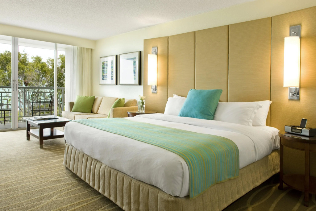 Bakers Cay Resort Key Largo, Curio Collection By Hilton