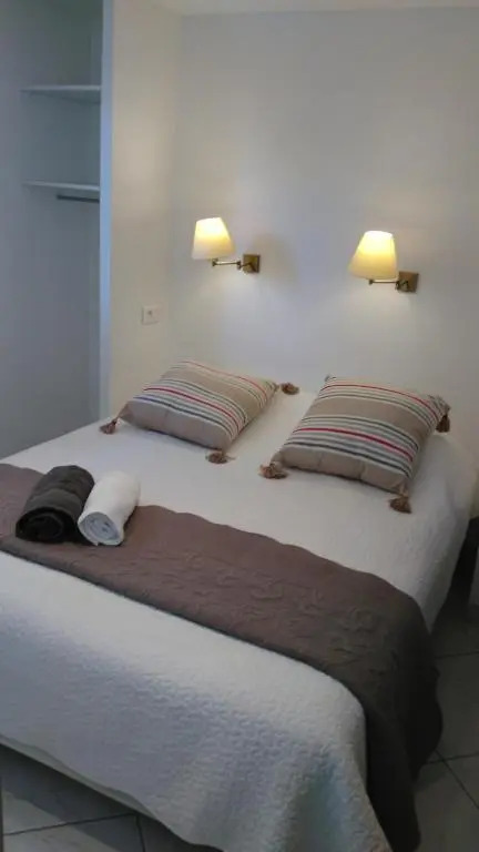Appartement T3 RDC Les Pieds dans le Sable résidence les sables dor la croix valmer