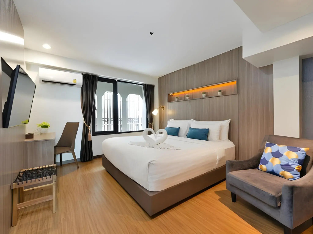 StayAt Bedever Bangkok Hotel