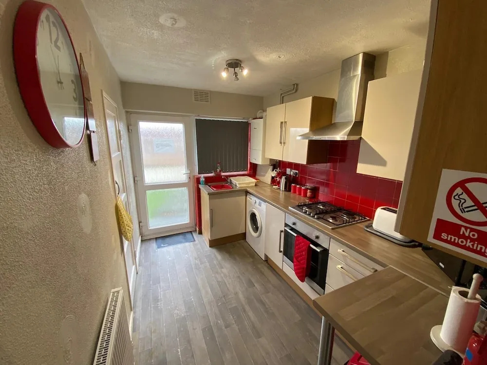 Lovely 2-bed Apartment in Solihull