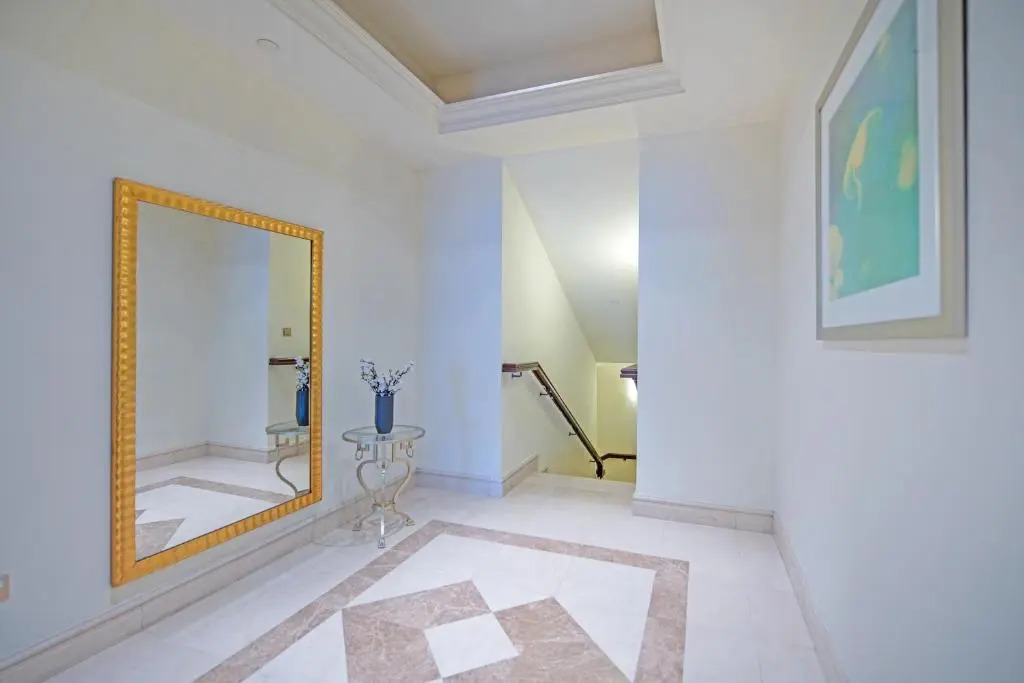 Luxurious 3BR Townhouse with Maid's & Private Pool in Palm Jumeirah