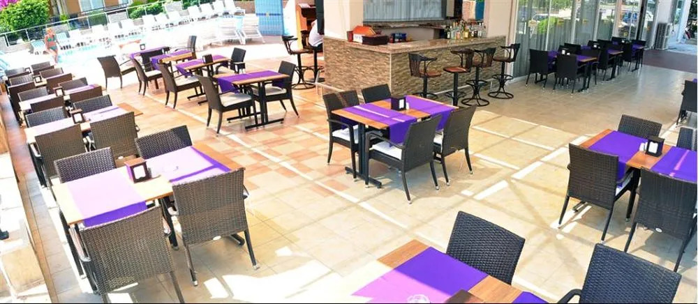 Albatros Apart Hotel