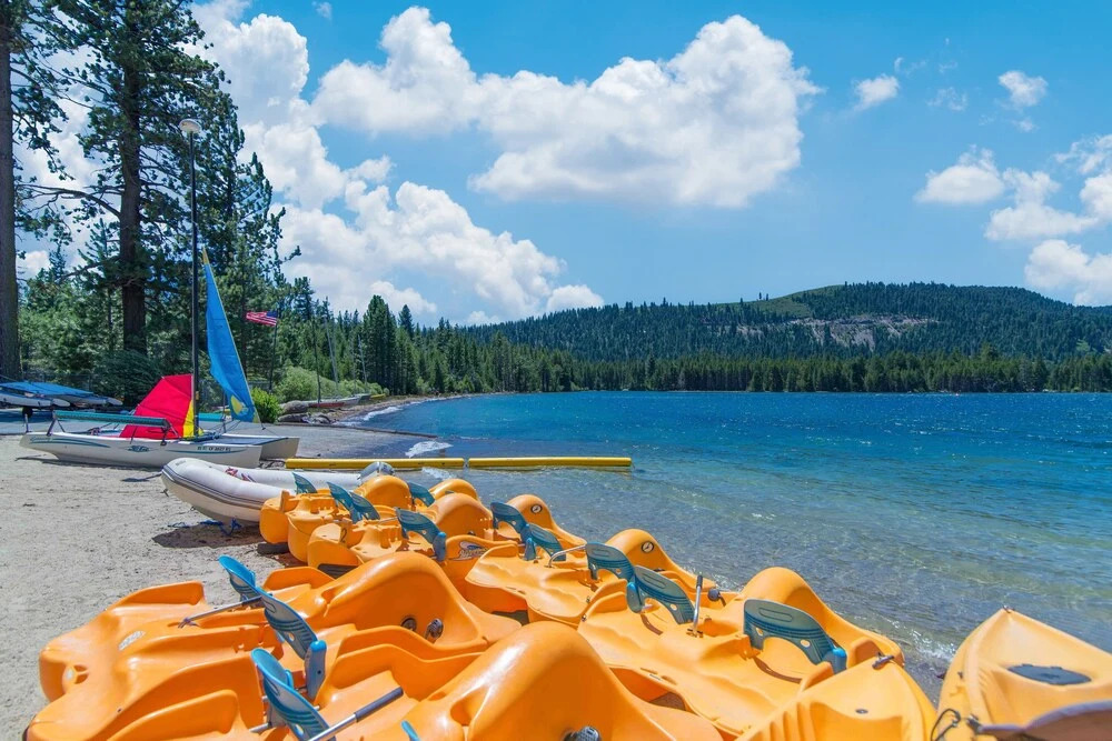 Luxe Mountain Haven In The Heart Of Tahoe Donner 3 Bedroom Home