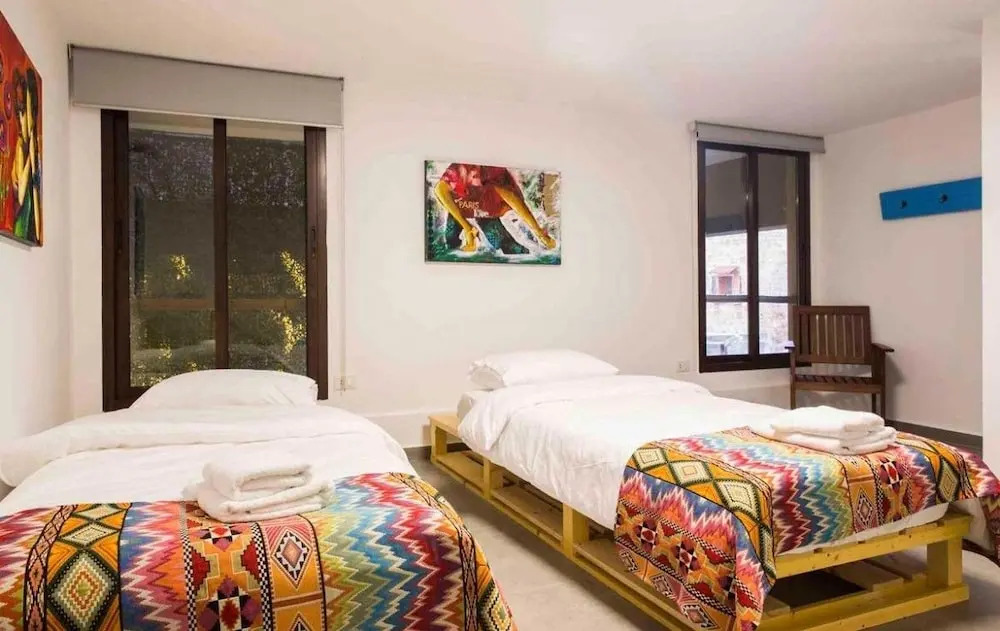 Old Town Guesthouses-Batroun