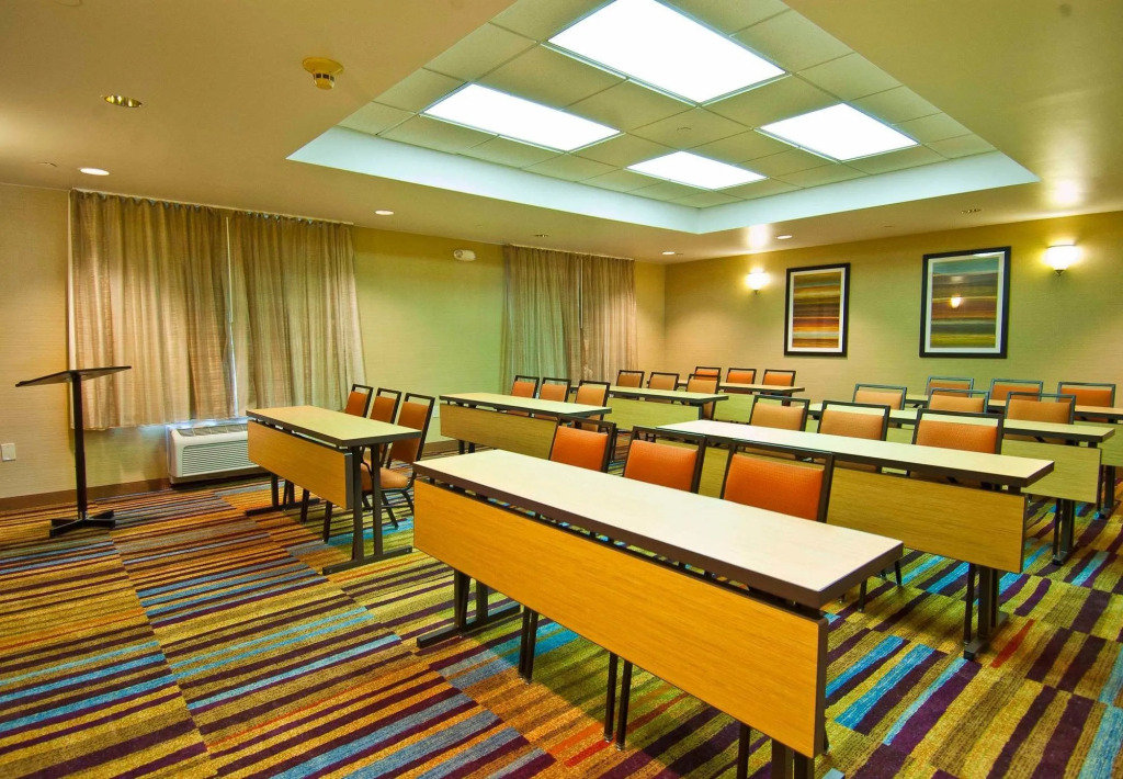 Fairfield Inn & Suites Jackson Airport
