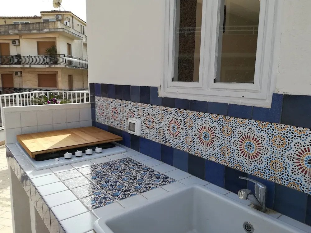 Casa degli Avi,da zio Nino nel Borgo Marinaro