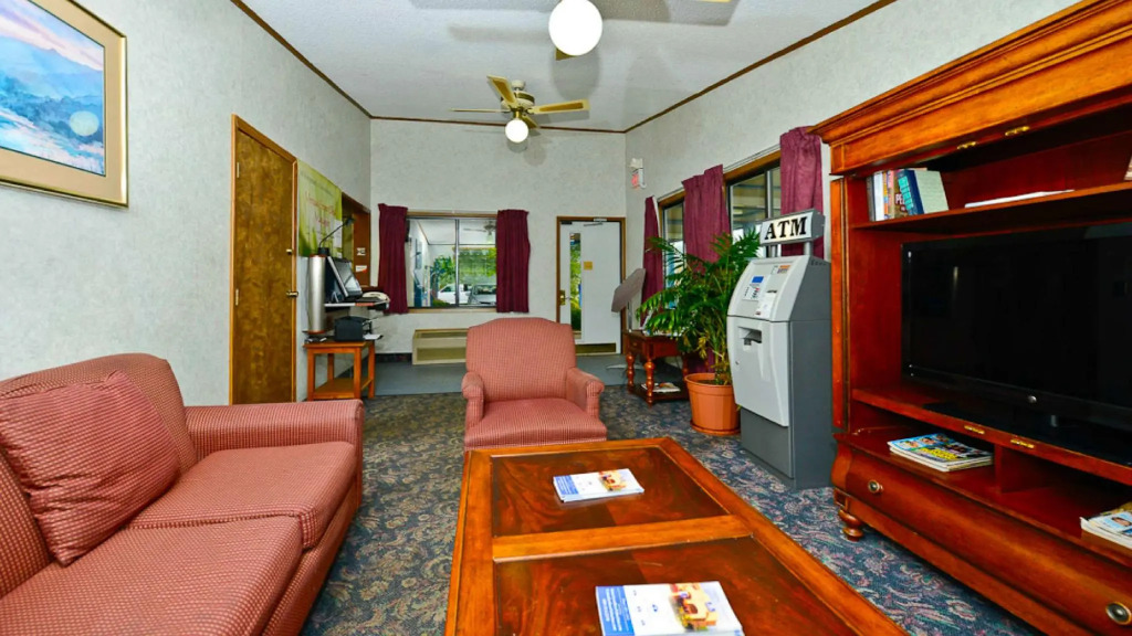 M Star Hotel Covington