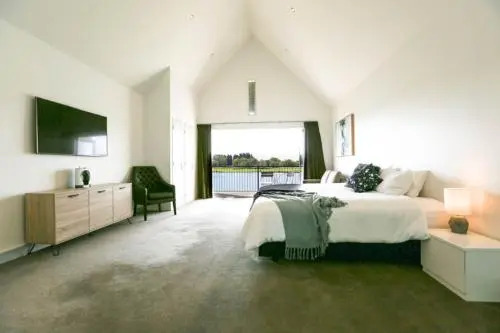 Clearwater Lakefront Suites