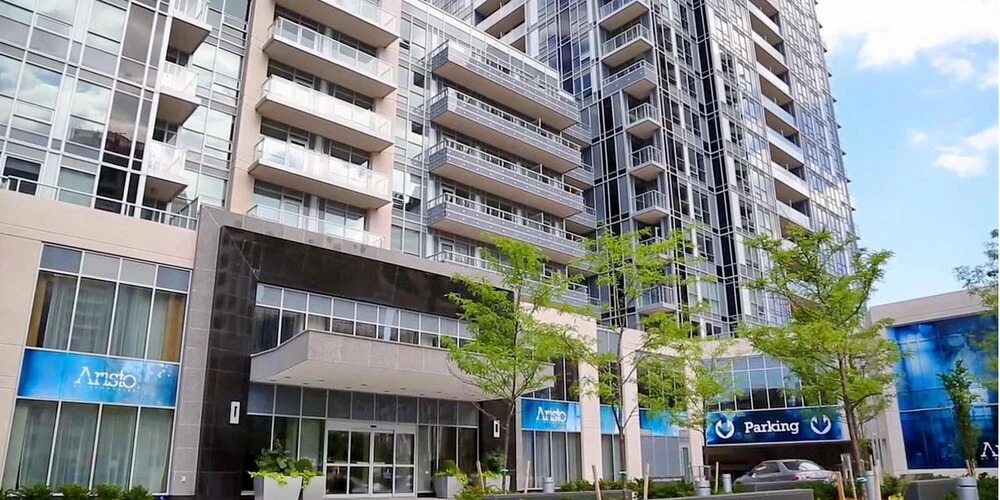 Pelicanstay in Harrison Garden Boulevard