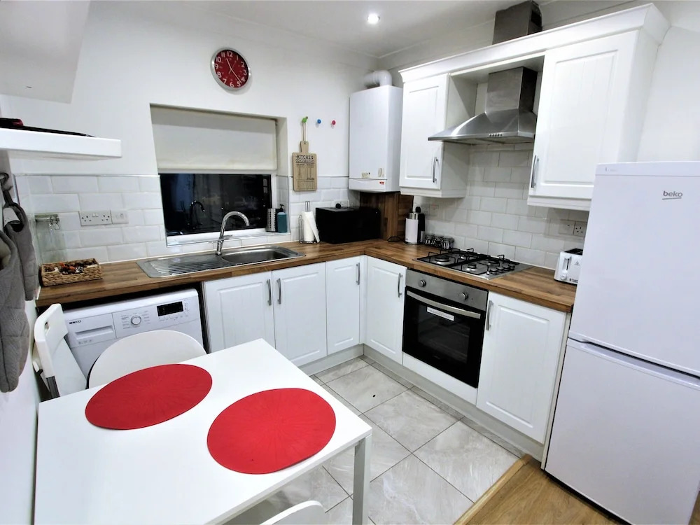 Leyton Rooms