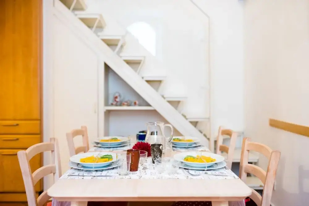 Amazing Apt/historic Building/ghetto, Serviced by Hostmaker