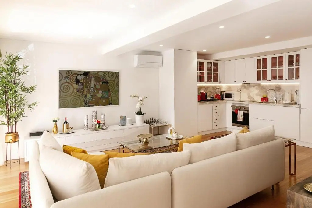 Lisbon Rentals Chiado