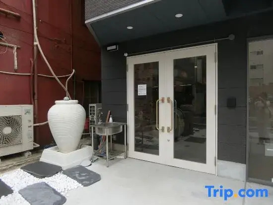 Sakura Sands Suites Hotel