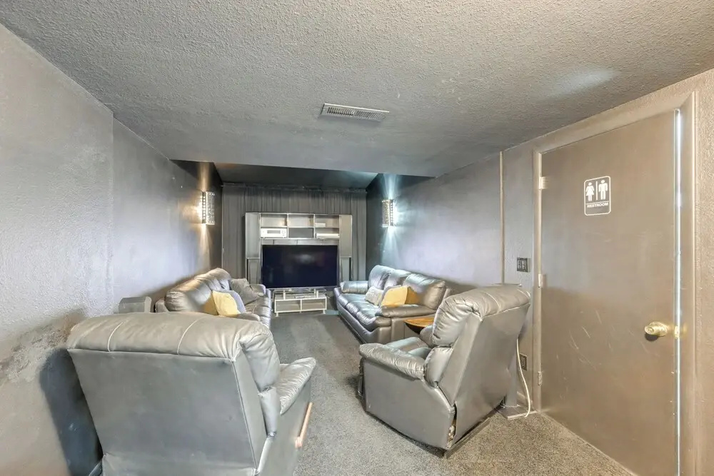 Expansive Flagstaff Family Retreat w/ Media Room!