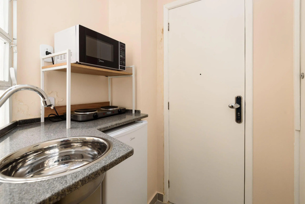 Studio a 280m da Praia de Copacabana | RP 190/704