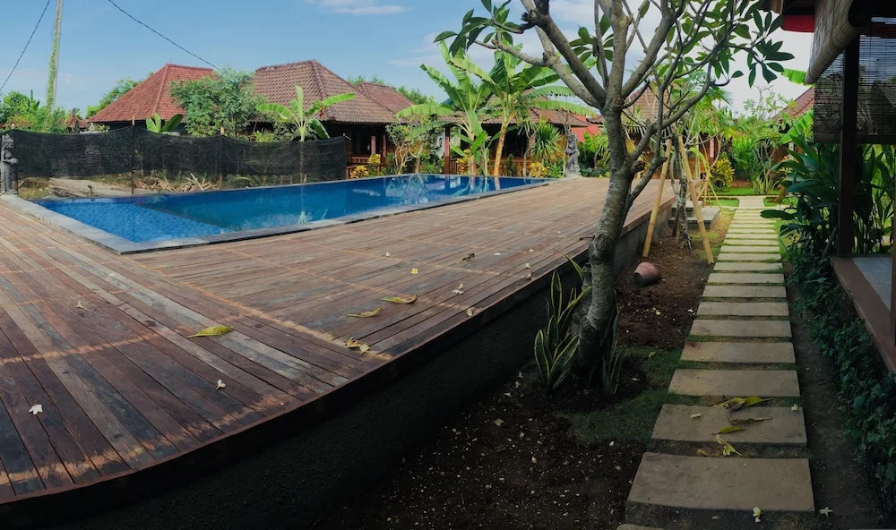 Gedong Nusa Huts