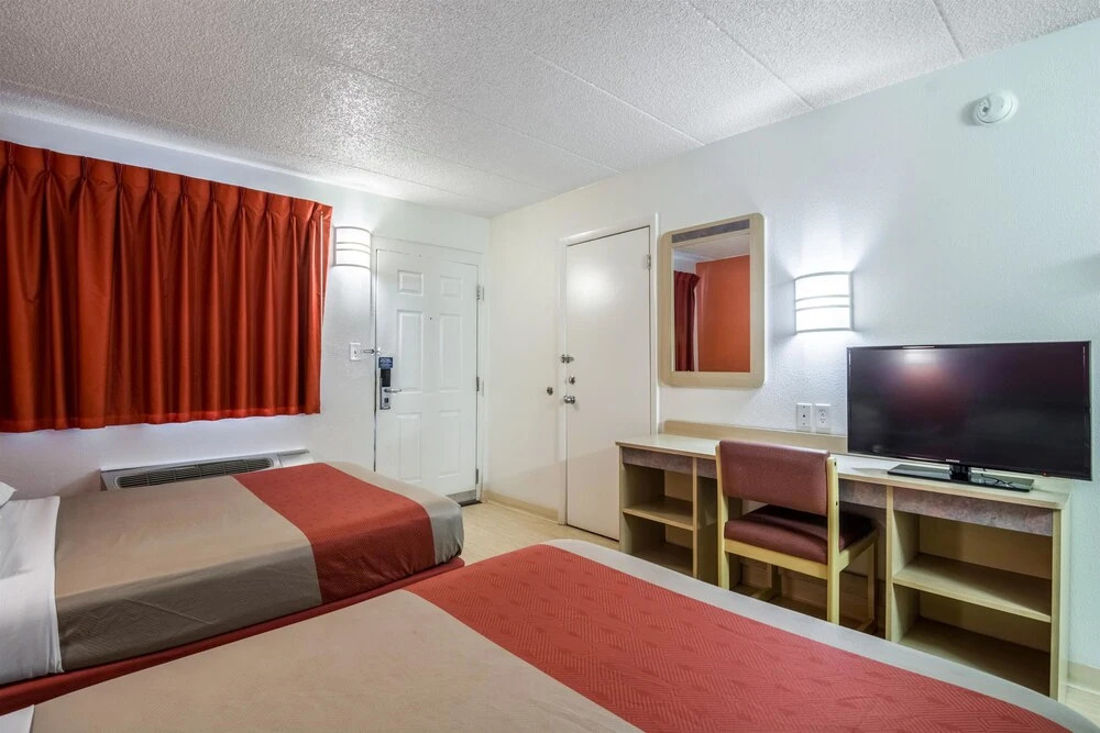 Motel 6 Chicago Southwest - Aurora